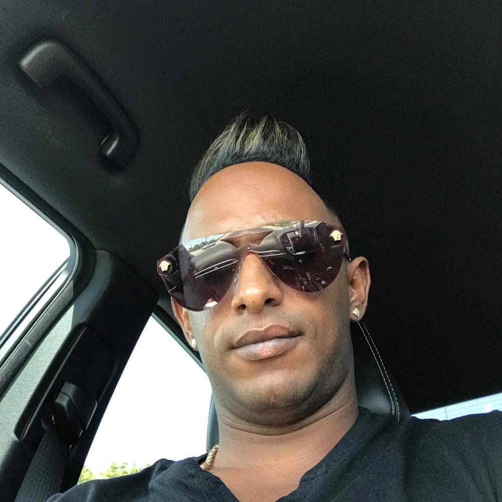 Meet your Posher, Dany